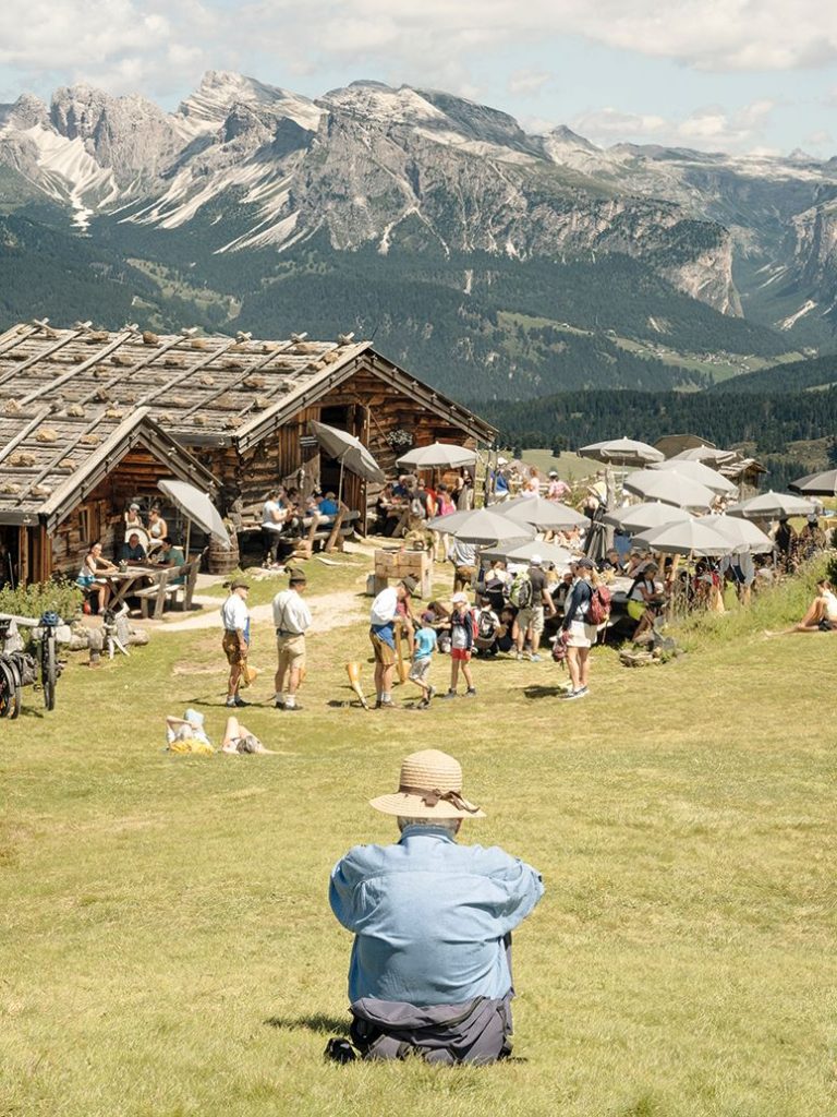 Il giusto distacco, Alpe di Siusi. Foto Manuel Cicchetti