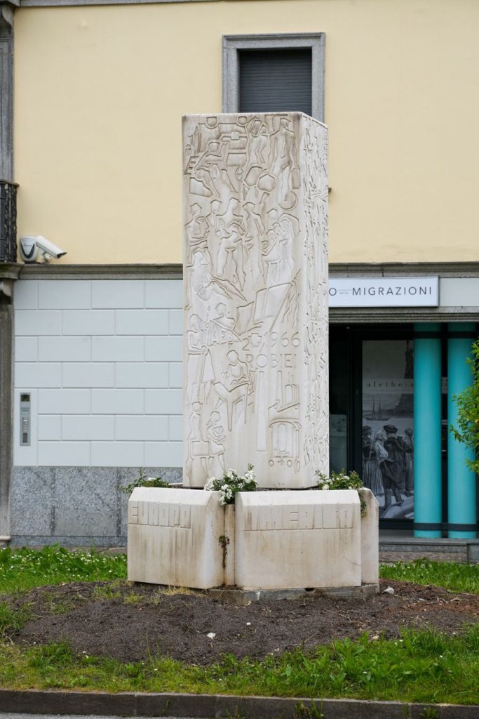 Il monumento dedicato agli emigranti a Belluno
