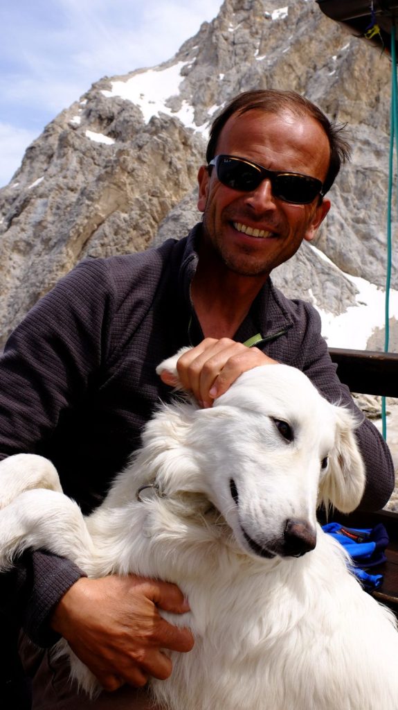 Luca Mazzoleni e il cane Zen, foto Stefano Ardito