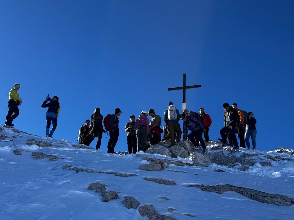 Il gruppo degli alpinisti sulla Cima Rosetta, foto Piotr Drożdż