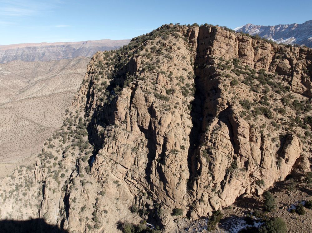 La parete sulla quale è stata aperta Win Oumalou @ Archivio Fay Manners