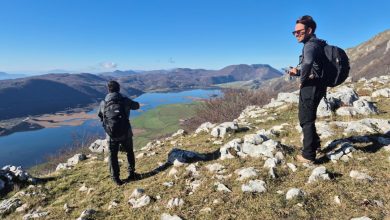 Escursionisti al Belvedere, foto Stefano Ardito