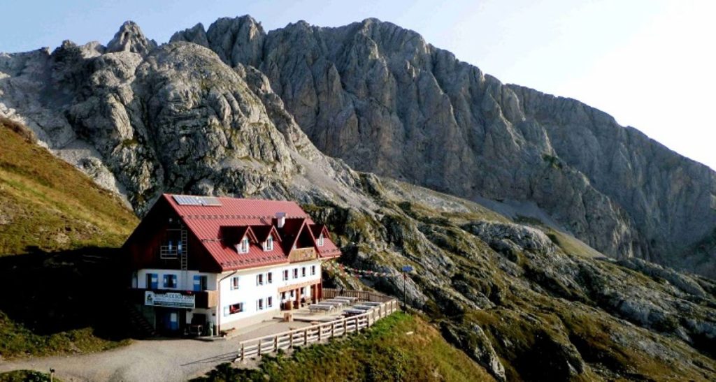 Il Rifugio Giovanni e Olinto Marinelli @ Società Alpina Friulana