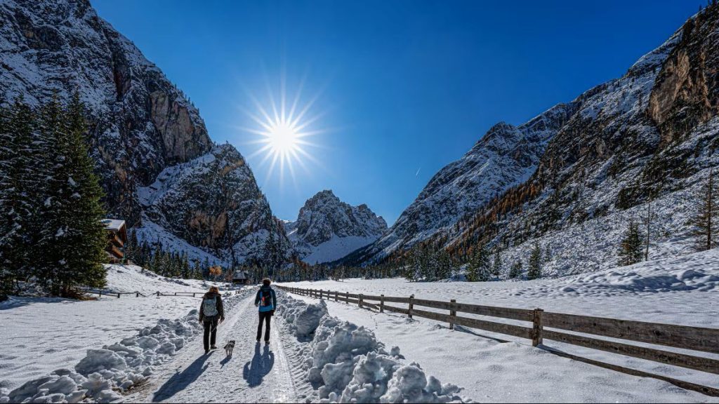 In vista del RIfugio Tre Scarperi. Foto Luigi Tassi