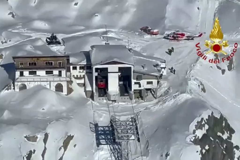 La stazione di arrivo della funivia dove si è verificato l'incidente. Foto Vigili del fuoco
