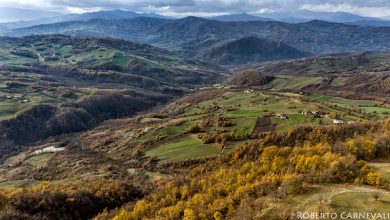 La vista dall'itinerario verso l'Alto Appennino. Foto Roberto Carnevali