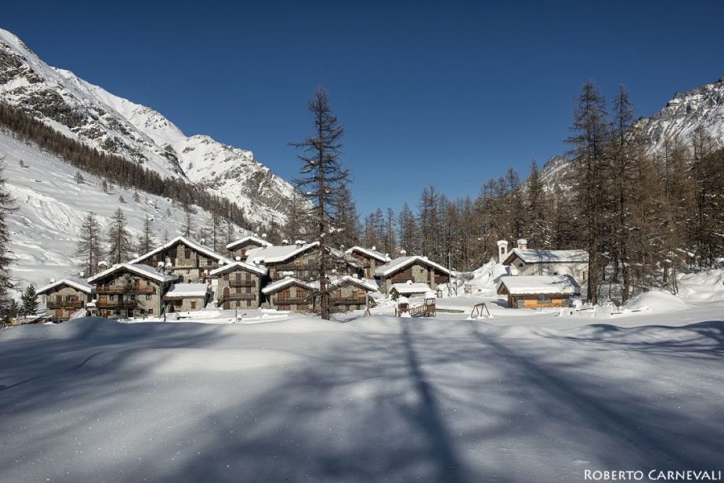 Le case di Pellaud. Foto Roberto Carnevali