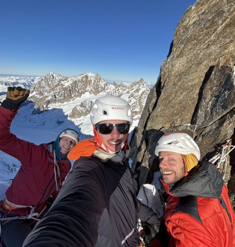 Silvan Schupbach, Tom Livingstone e Filippo Sala sull'Aigulle de Triolet @silvanschupbach