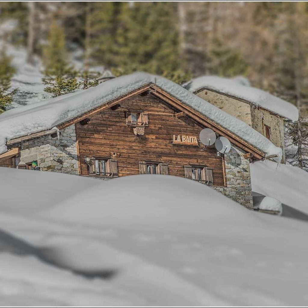 Il Rifugio La Baita, in Val Rezzalo (SO)