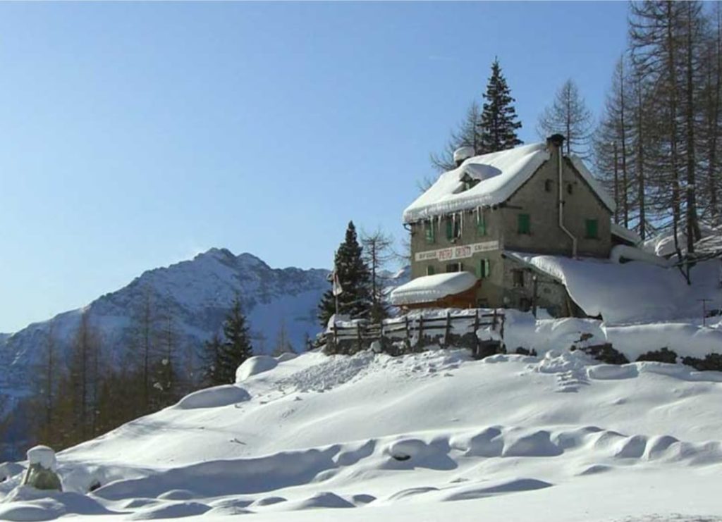 Il Rifugio Pietro Crosta in Valdivedro (VB). FB Rifugio Pietro Crosta
