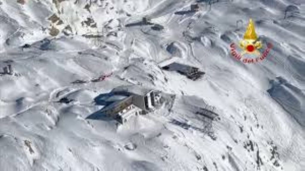 La stazione della funivia del Monte Moro. Foto Vigili del fuoco