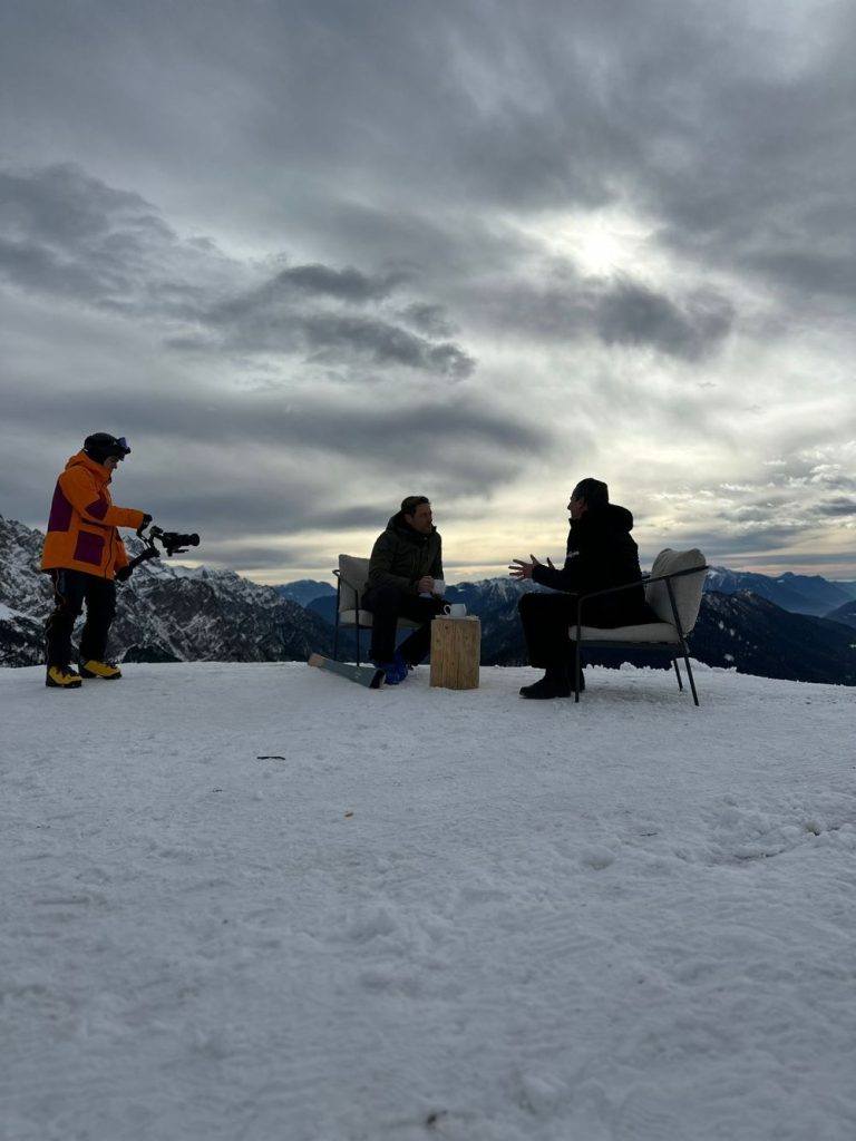 Durante la registrazione della puntata di Linea Bianca dedicata alle Dolomiti di Brenta