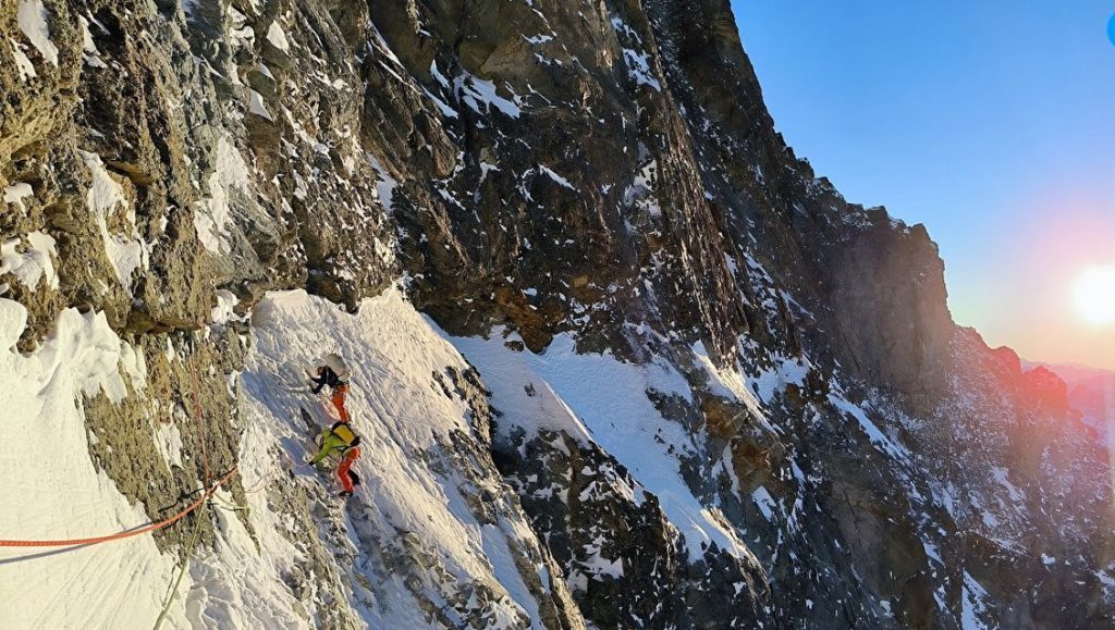 Un momento della salita @ filippo_sala_