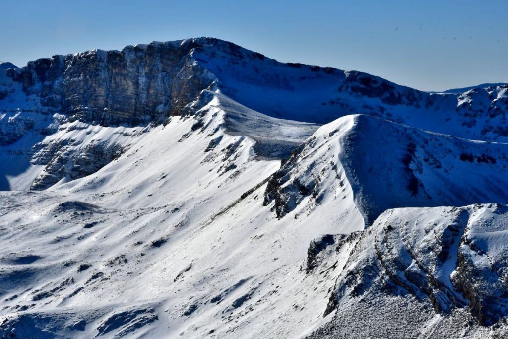 Il Costone e la Torricella dal Monte Puzzillo, foto Stefano Ardito