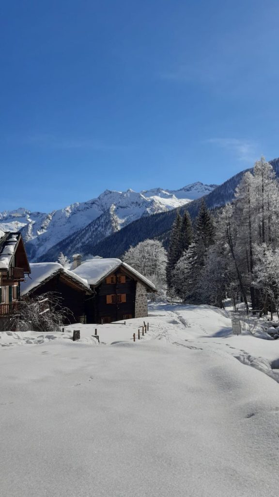 La frazione di Opaco. Foto Maria Cristina Tomola