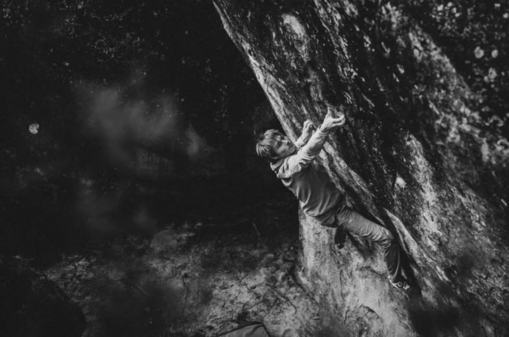 Megos sui blocchi di Fontainebleau