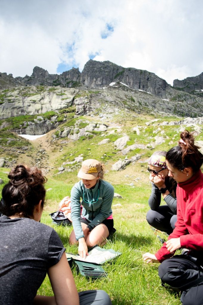 Durante le esperienze anche molte attività formative su orientamento e movimentazione in montagna