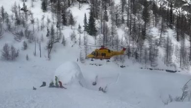 Soccorritori in azione in Val Veny @ ANSA