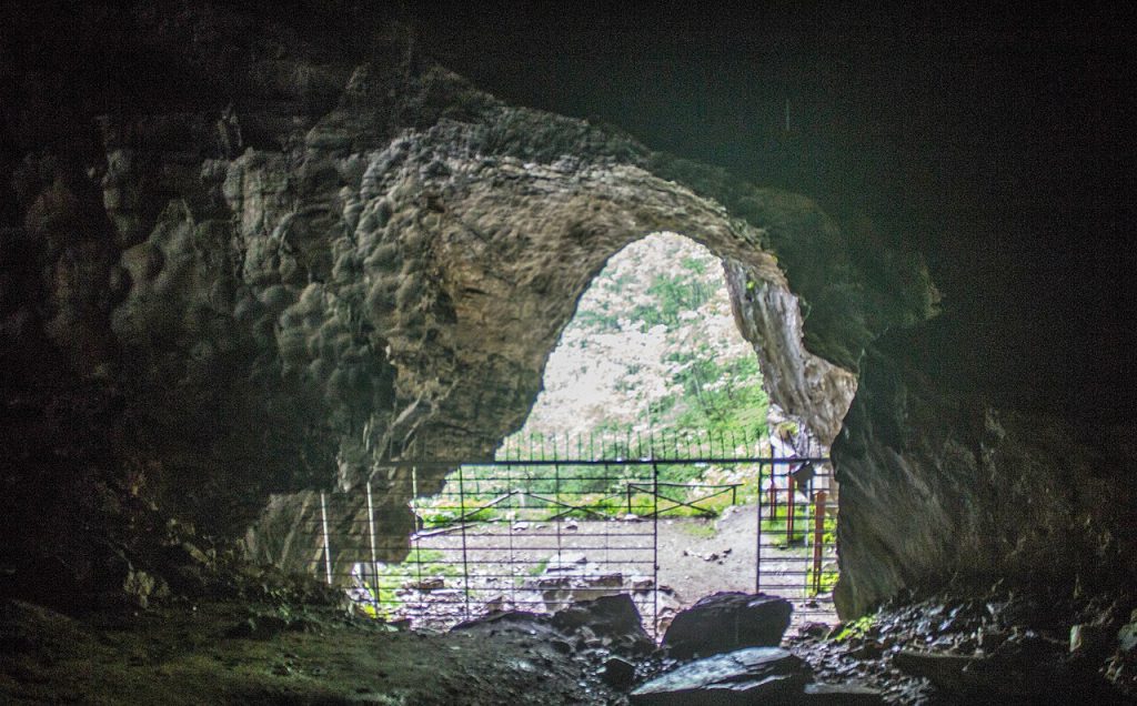 Ingresso Grotta di Rio Martino - Foto Elenapas - Wikimedia Commons, CC BY-SA 4.0