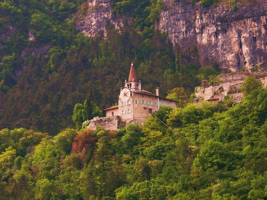 Santuario di Montalbano - Foto Gio - Wikimedia Commons, Public Domain