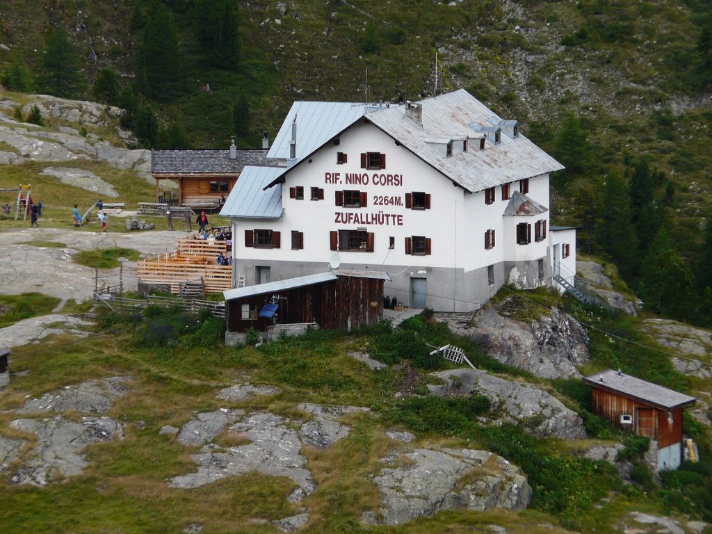 Rifugio Nino Corsi - Foto Whgler - Wikimedia Commons, CC BY-SA 3.0