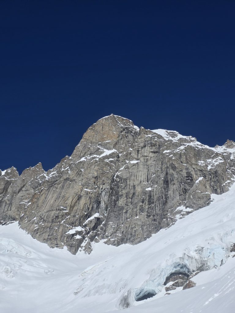La parete sud delle Petites Jorasses. Foto archivio Della Bordella-Grasso Mauri