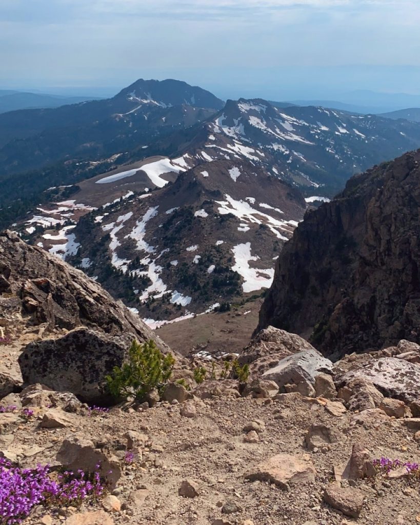 Una foto scatta da Chuck Norris durante la sua ultima escursione sul Lassen Peak.