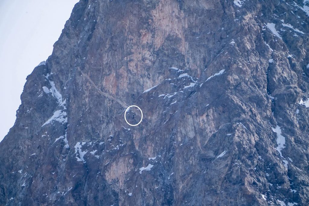 Victor durante la scalata. Foto Facebook Victor Garcin