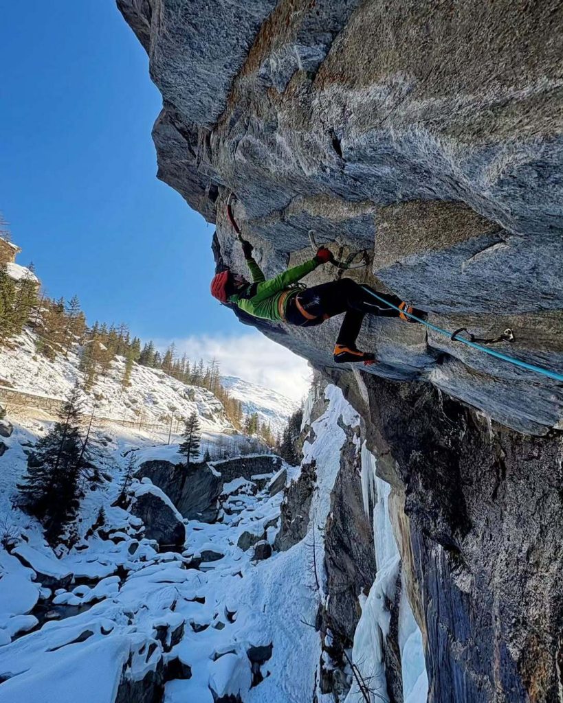 Durante la salita. Foto Instagram Filip Babicz