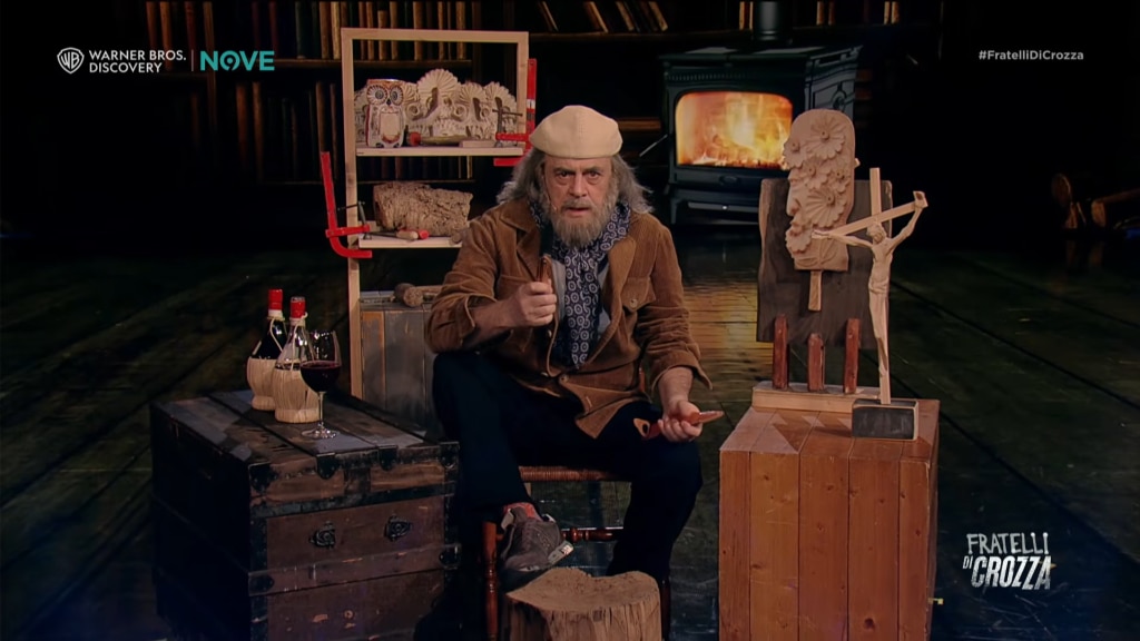 Maurizio Corona imita Mauro Corona