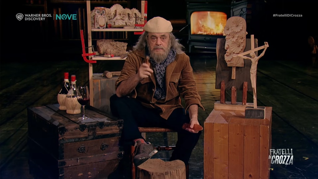 Maurizio Corona imita Mauro Corona