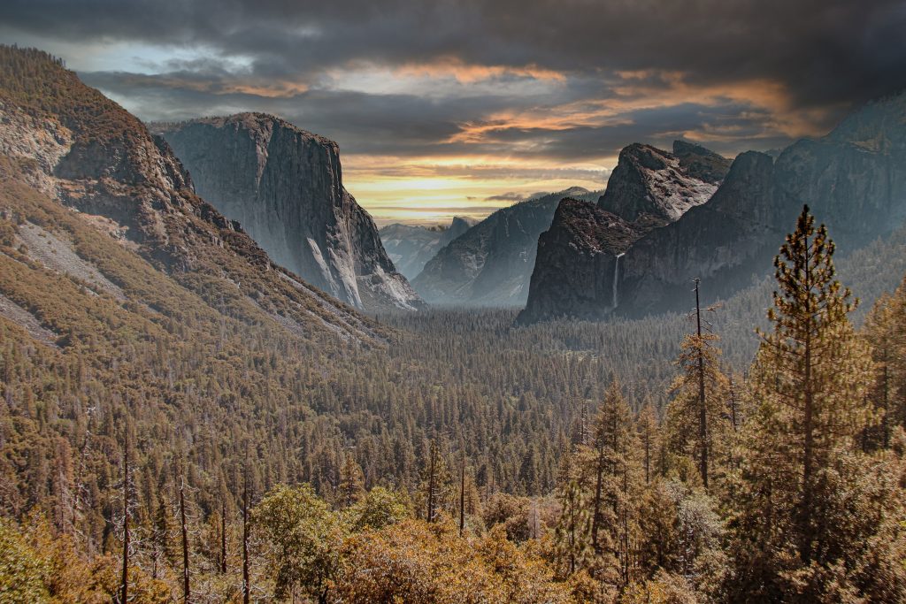Yosemite - Foto di oljamu da Pixabay