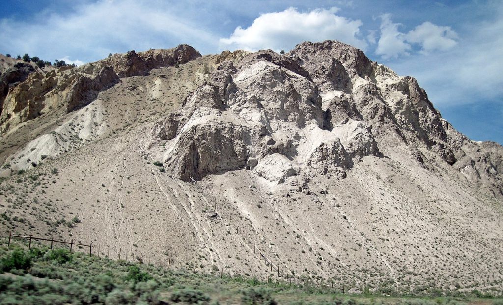 Le montagne vicino Gypsum, Colorado - Foto James St. John - Wikimedia Commons, CC BY 2.0