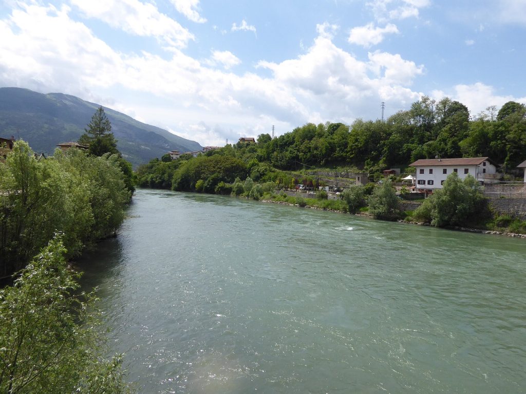 Adige - Foto Syrio - Wikimedia Commons, CC BY-SA 4.0