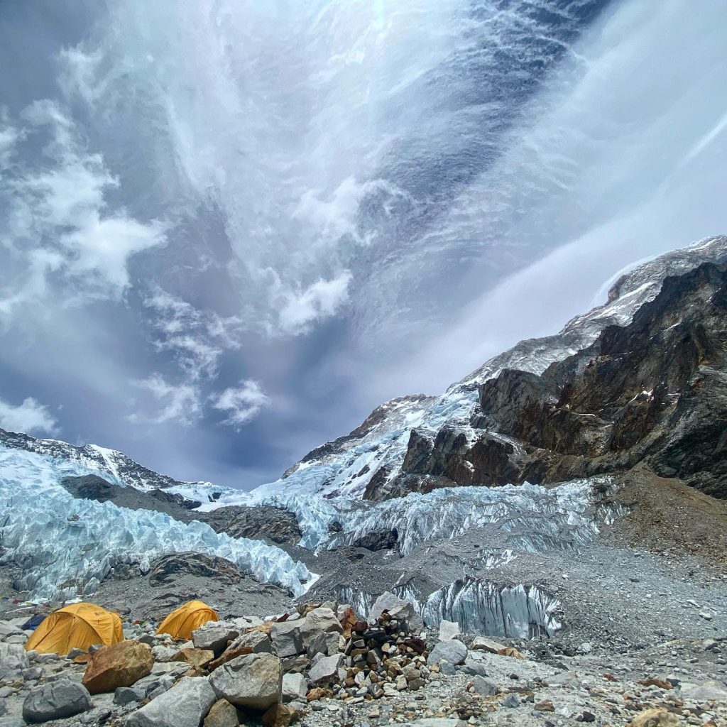 Spedizioni in Nepal - Foto FB Summit Travel