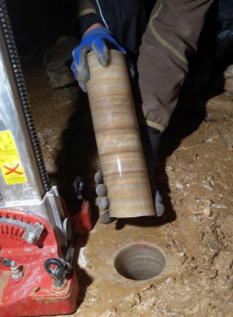 Un momento dei carotaggi