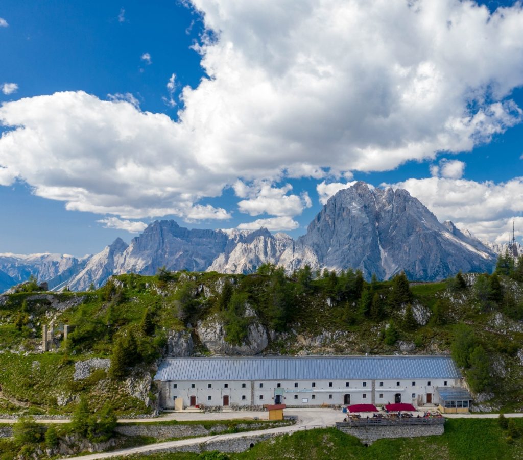 Foto FB Rifugio Dolomites - Monte Rite 2183