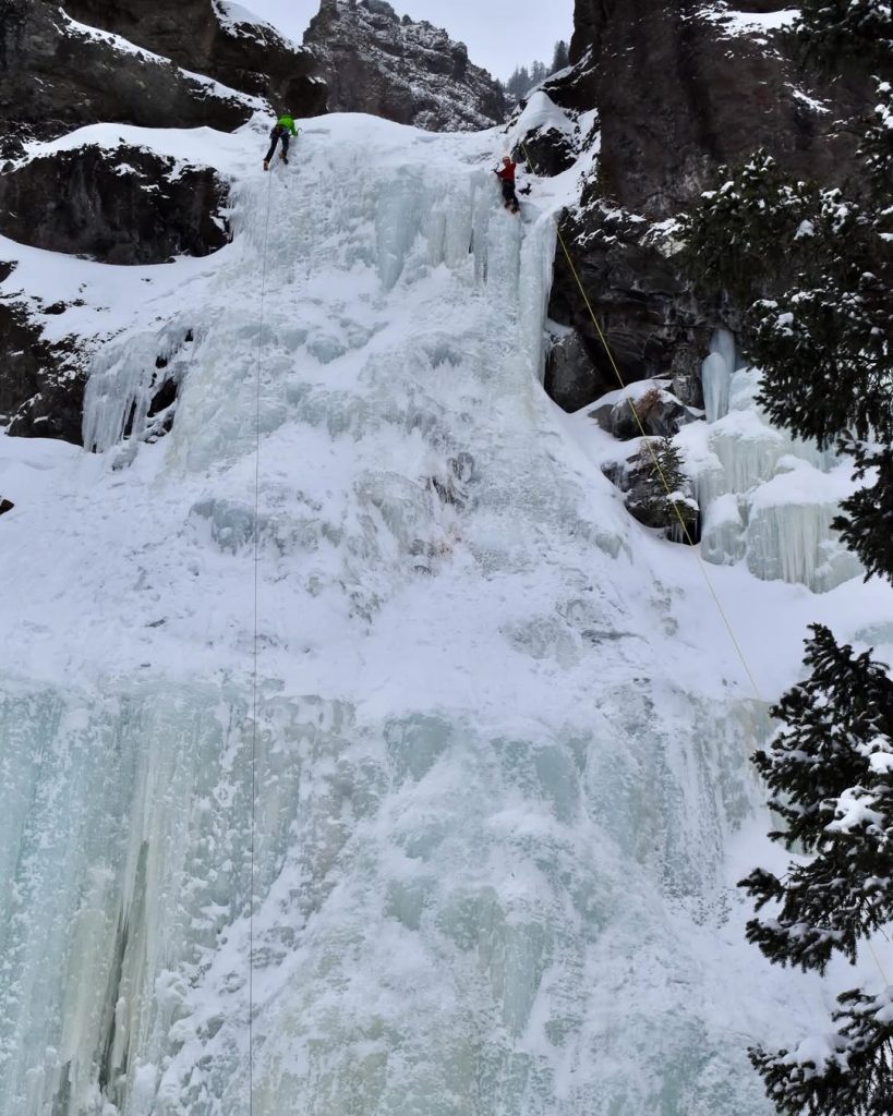 Scalando su ghiaccio. Foto Instagram Christina Koch