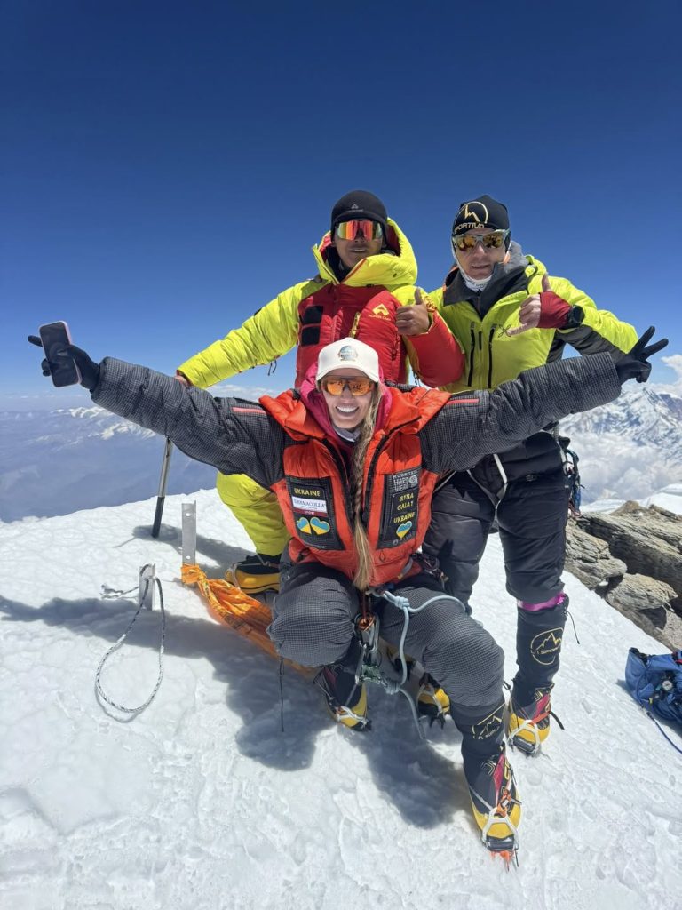Vetta sul Dhaulagiri. Foto Instagram Pioneer Adventures