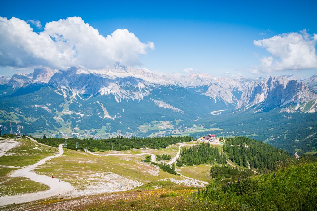 Cortina - Foto di BÙI VĂN HỒNG PHÚC da Pixabay