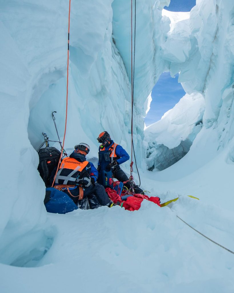 Durante un soccorso. Foto Facebook PGHM