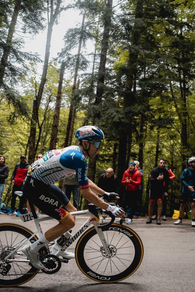 Momenti di Giro. Foto Facebook Giro d