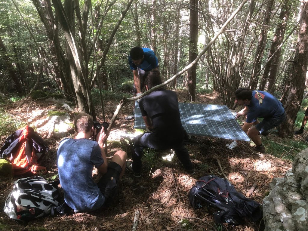 Chiusura pozzo in montagna - Foto Rewilding Apennines