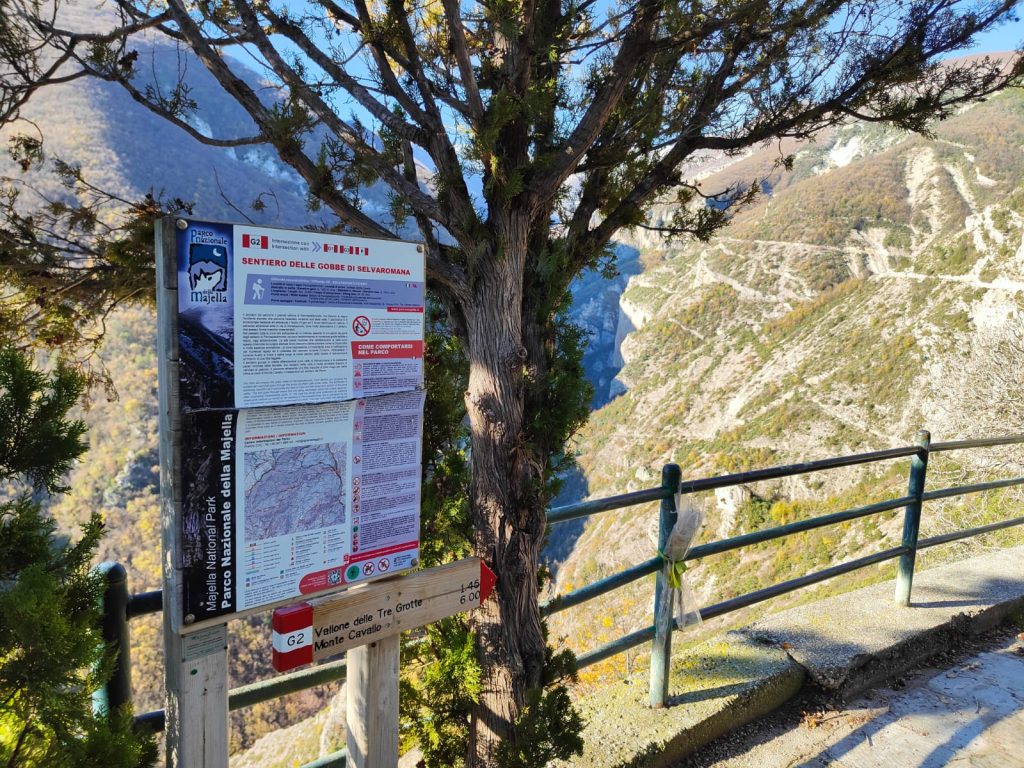 Segnaletica in loc. Balzolo di Pennapiedimonte (CH)