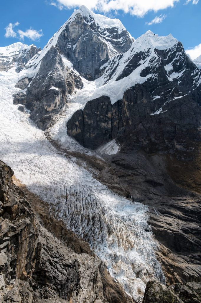 Siula Grande Parete Est. Foto Matteo Della Bordella