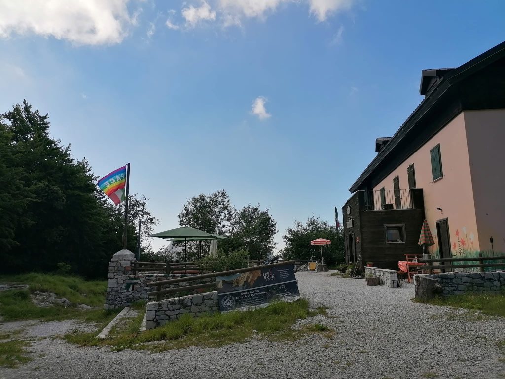 Il rifugio Orto di Donna. Foto Facebook rifugio Orto di Donna