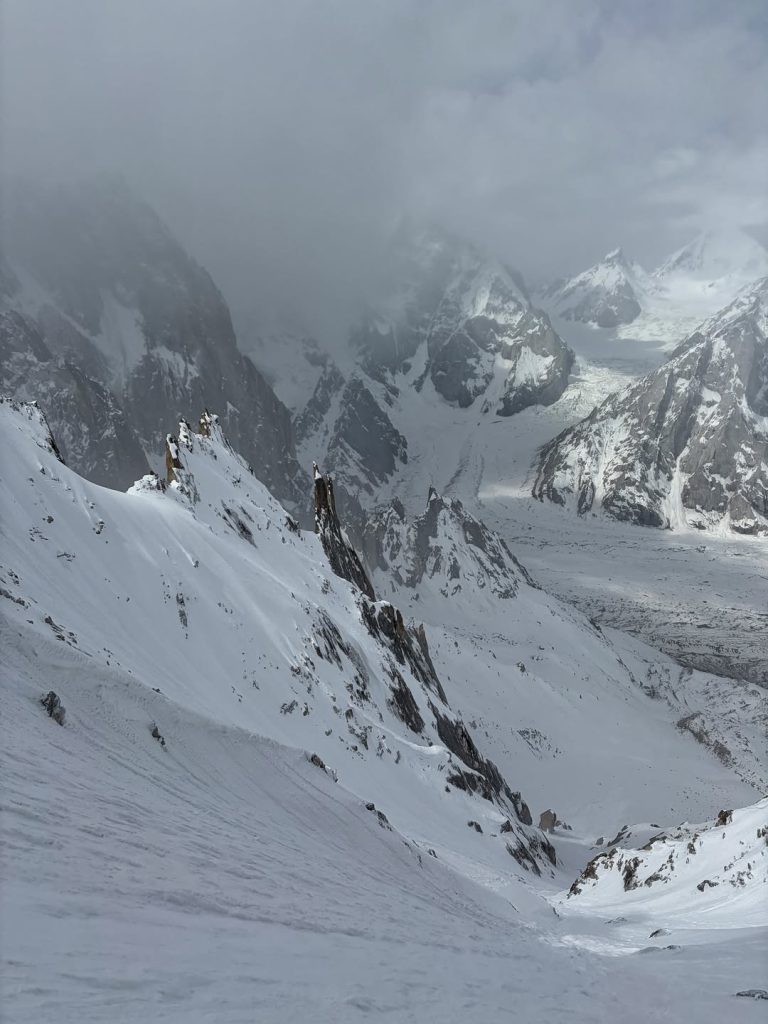 Sul K7. Foto Instagram Colin Haley