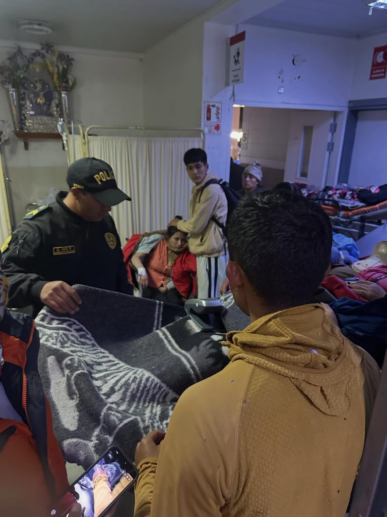 In ospedale. Foto Associazione delle Guide di Montagna del Perù