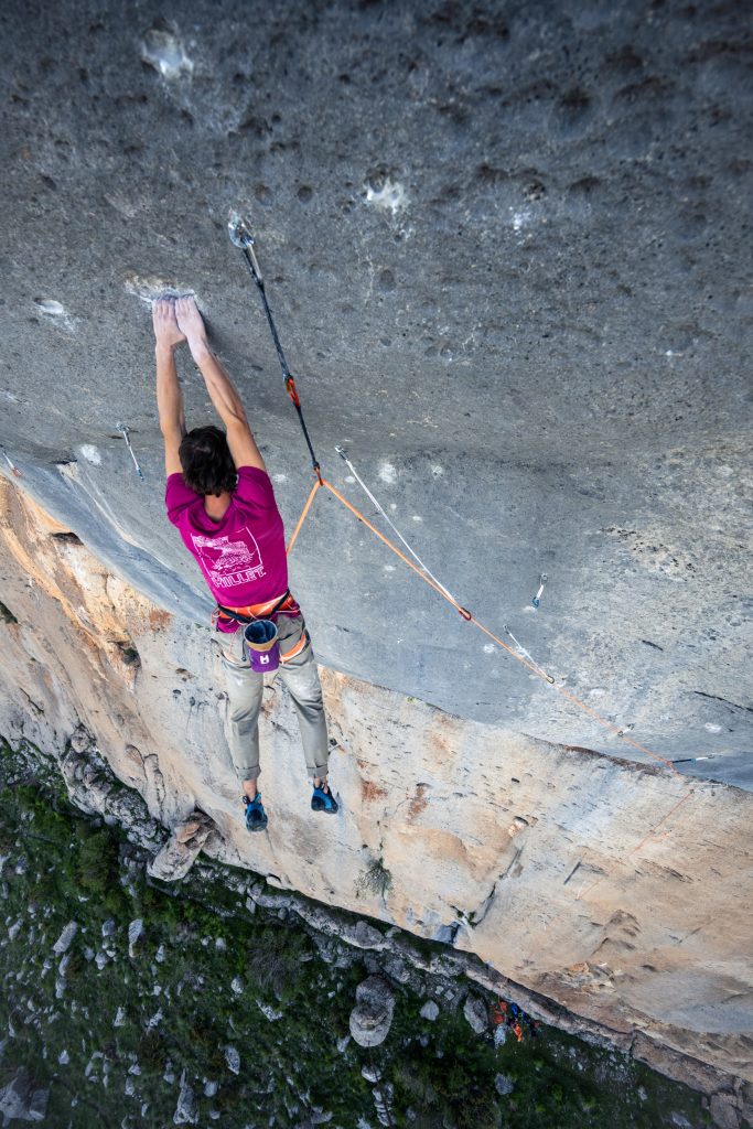 Hugo Parmentier in scalata. Foto Jerome Tanon/Millet