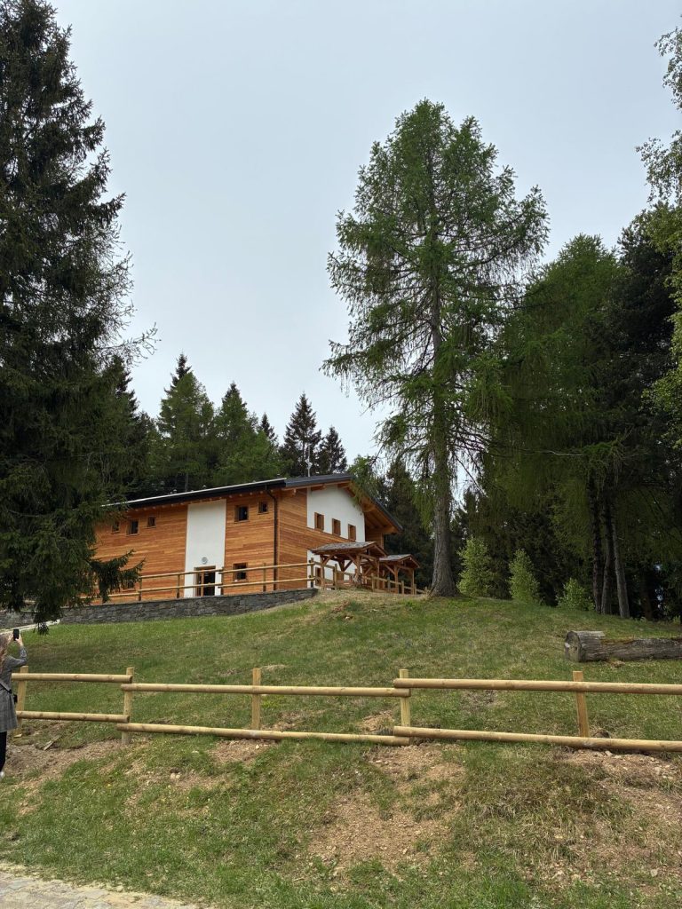 Il rifugio Loa